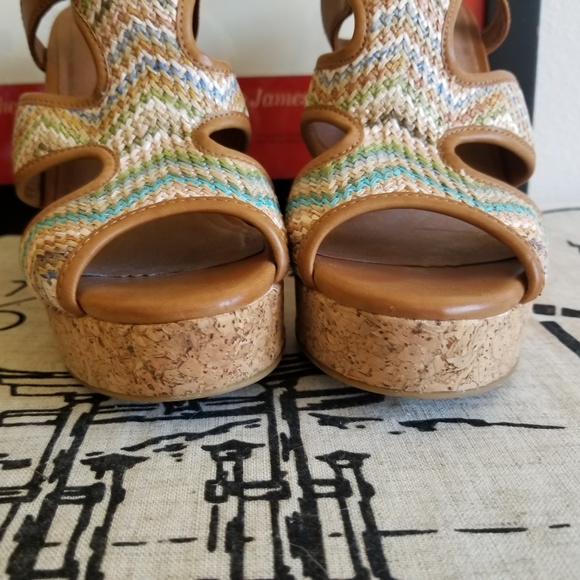 GIFTED - Picture 5 of 8